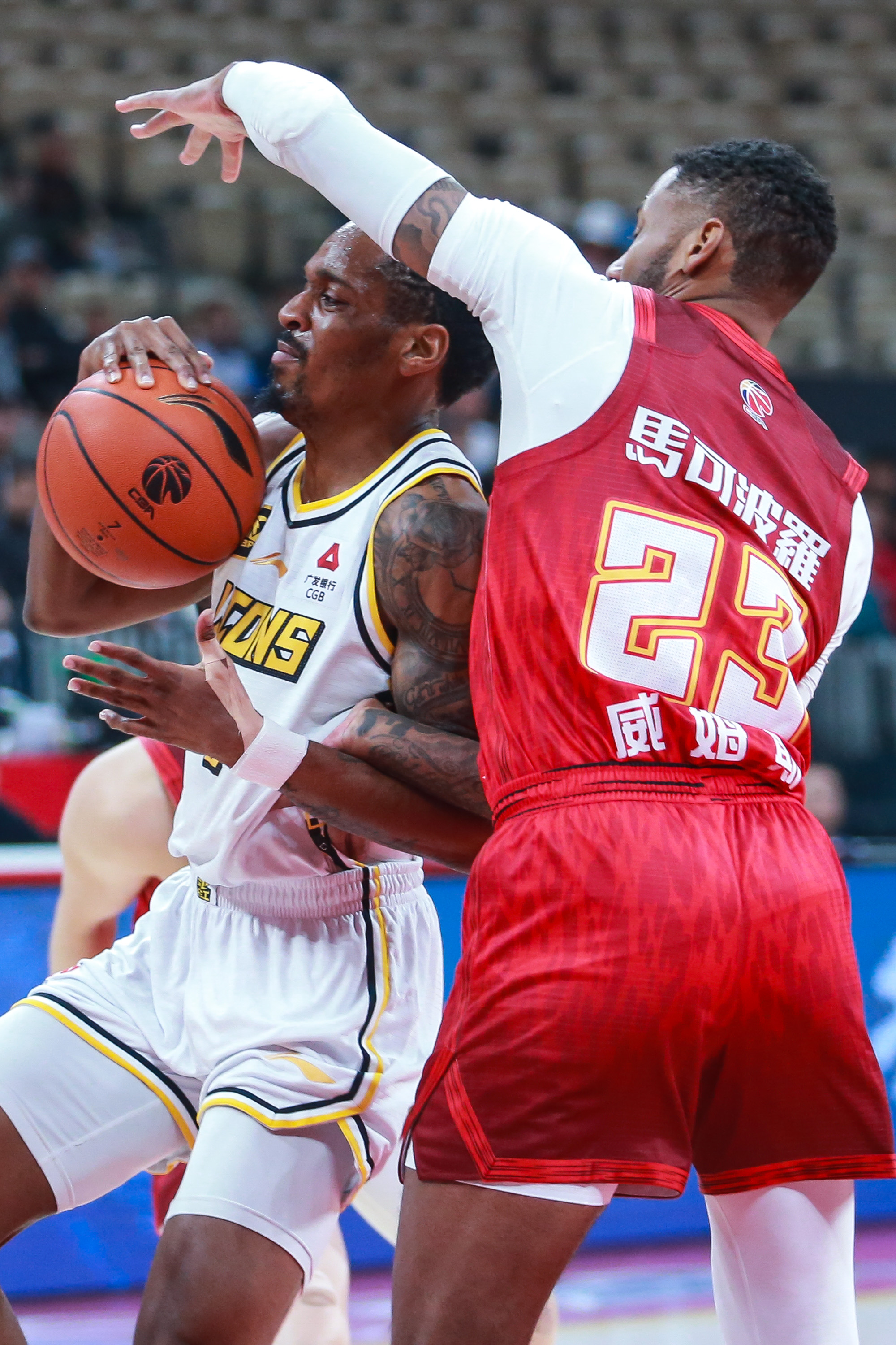 黑白直播nba在线观看-篮球赛场火爆,球员神技妙传引关注的简单介绍