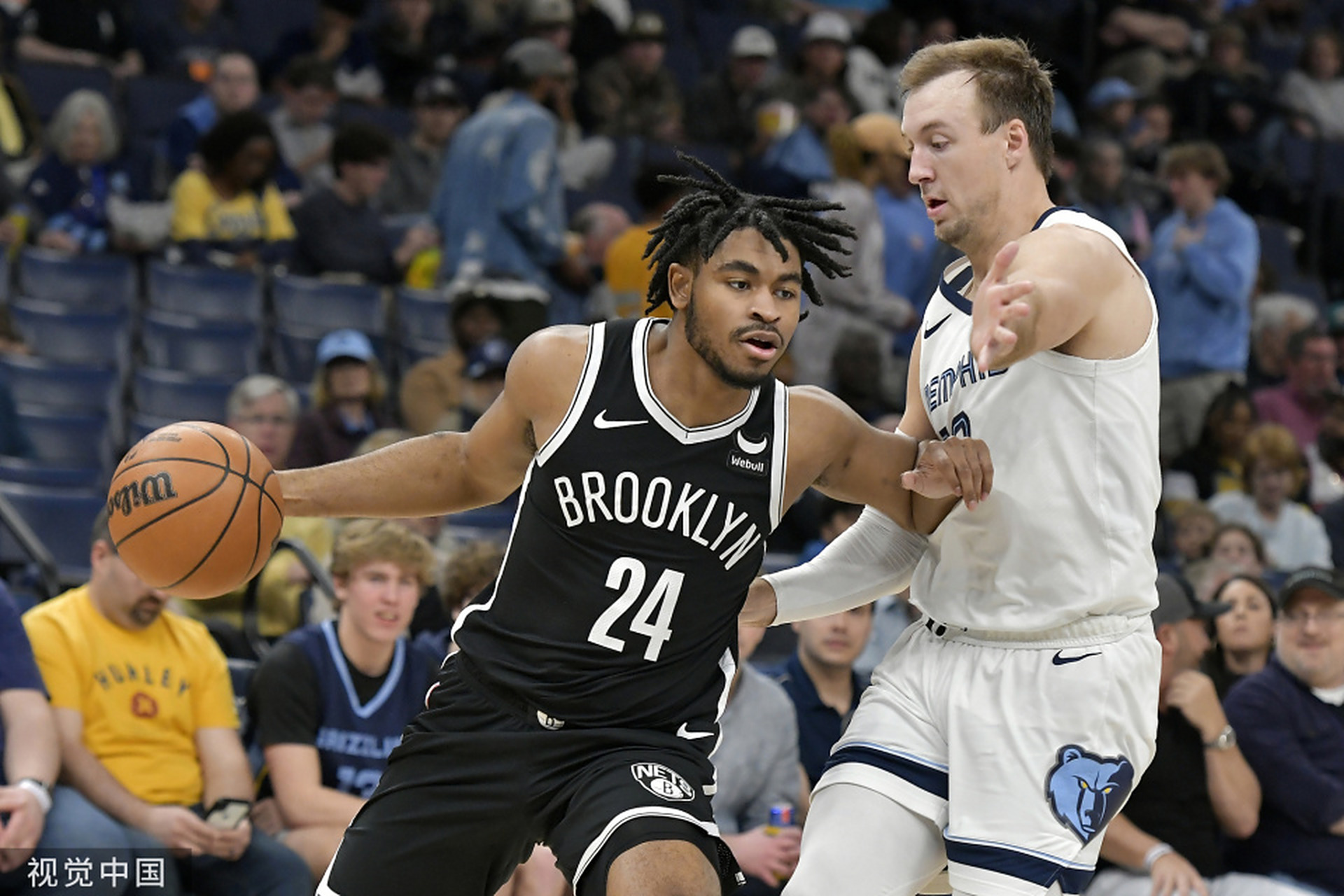 黑白直播-猛龙再胜篮网,继续领跑东部