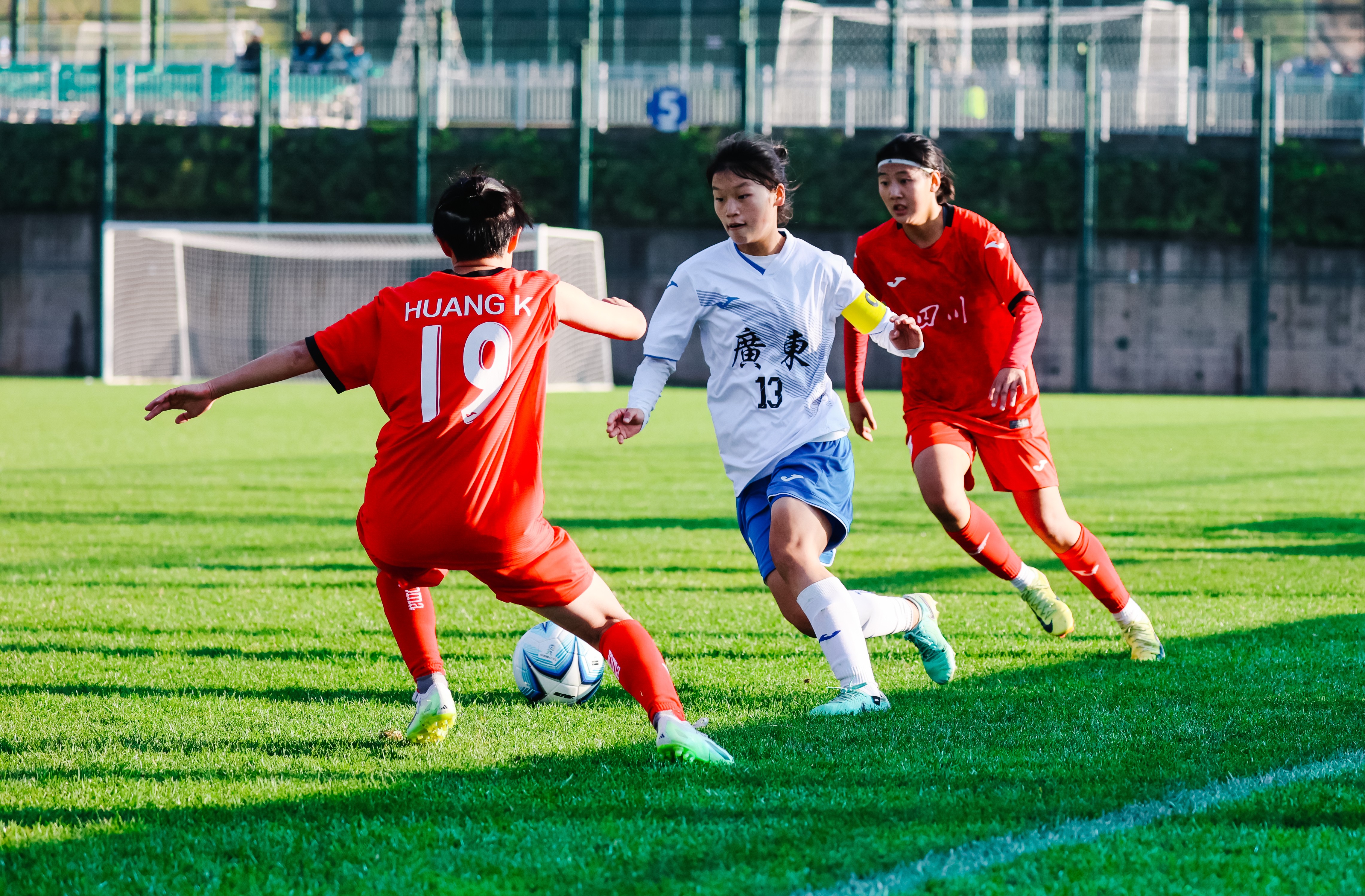 黑白直播nba在线观看-女足锦标赛中的技术与战术发挥,备受赞誉