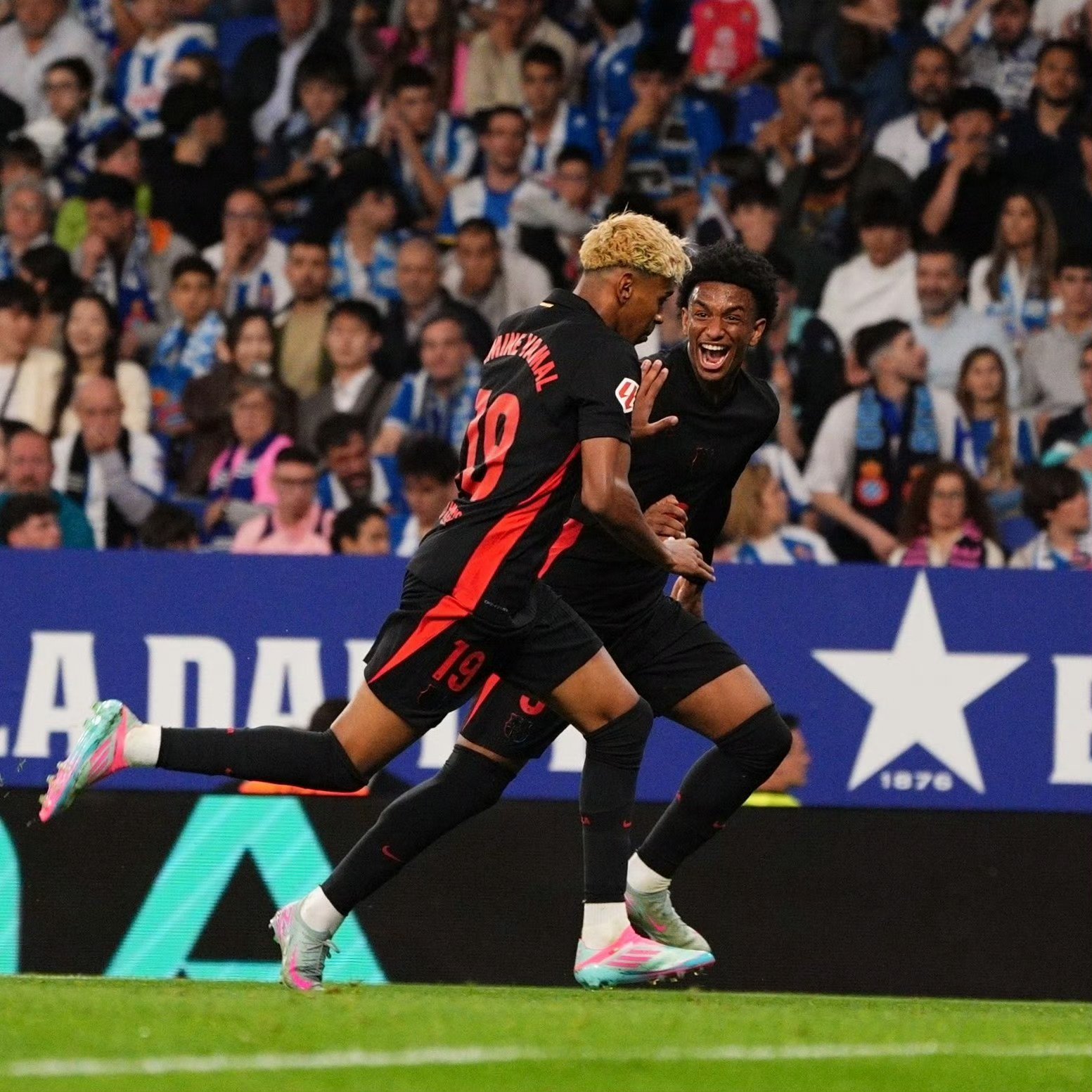 黑白直播在线观看nba-阿尔巴神勇助攻帮助巴塞罗那获胜