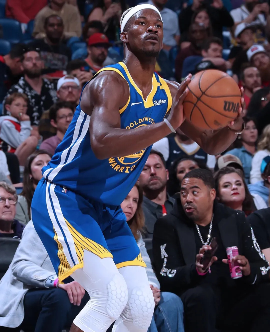 黑白直播nba在线观看-勇士不敌马刺,遭遇两连败