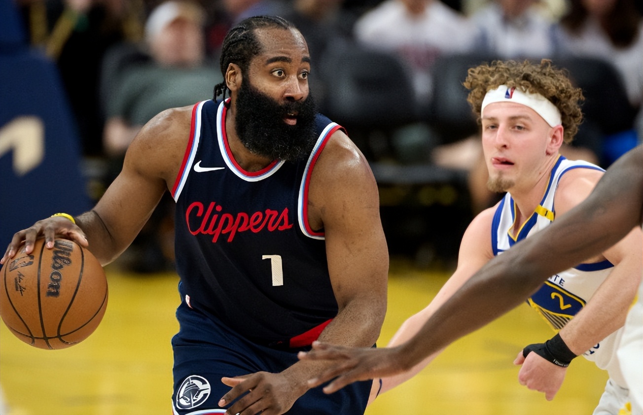 快船力克篮网,稳占西部第一 快船力克篮网,稳占西部第一