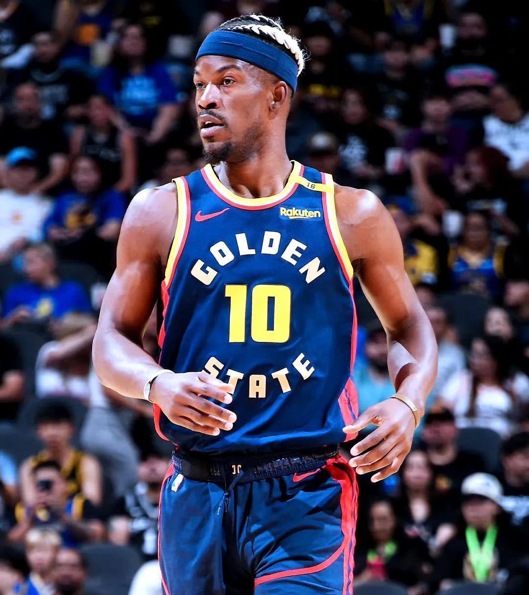 黑白直播-马刺顽强逆转勇士,晋级西部半决赛