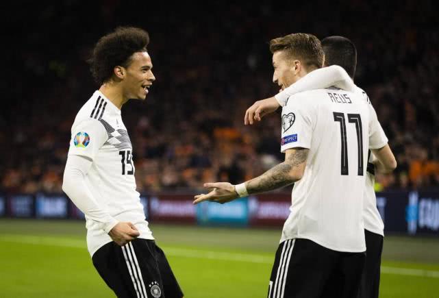 黑白直播在线观看-包含克罗地亚翻盘罗马,格纳布里一己之力扛起全队的词条