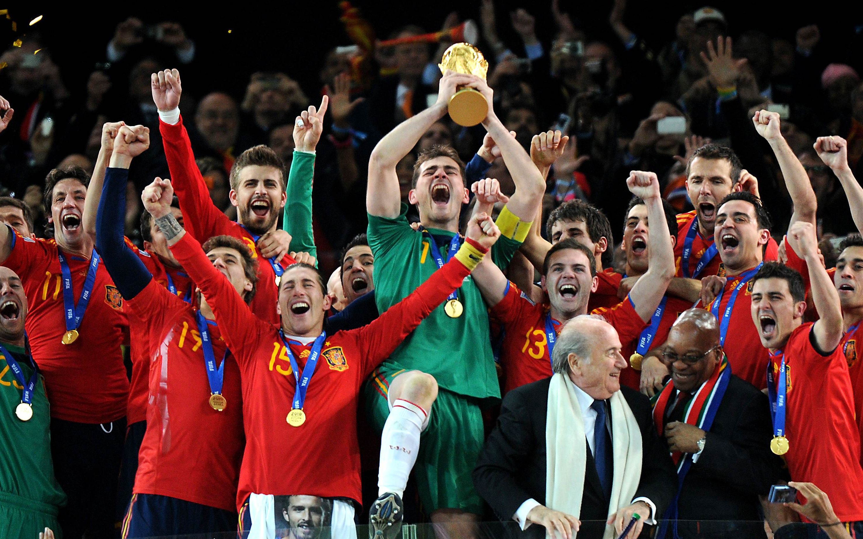 包含索伯车队轻取红牛二队，阿隆索关键制胜的词条