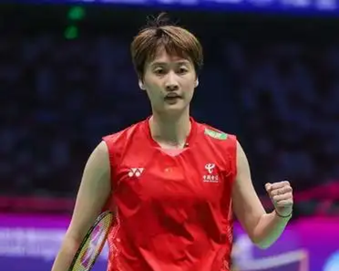 泰国队翻盘日本队,陈雨菲关键制胜 泰国队翻盘日本队,陈雨菲关键制胜